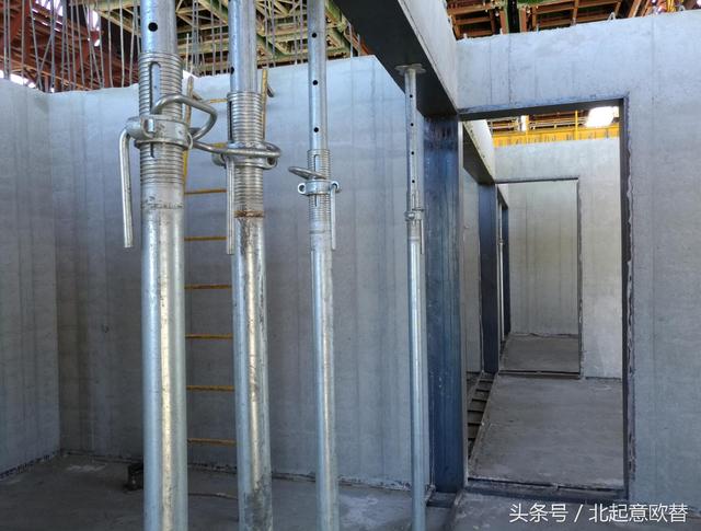 空中造楼机制造现场